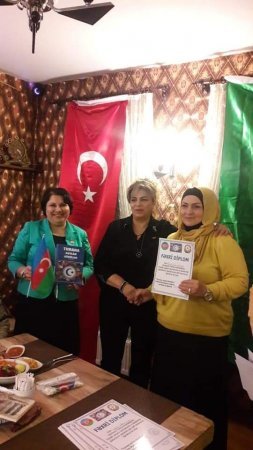 Aybəniz Qaragilə Qafarlı: Sovqat - FOTO Aybəniz Qaragilə Qafarlı: Sovqat - FOTO
