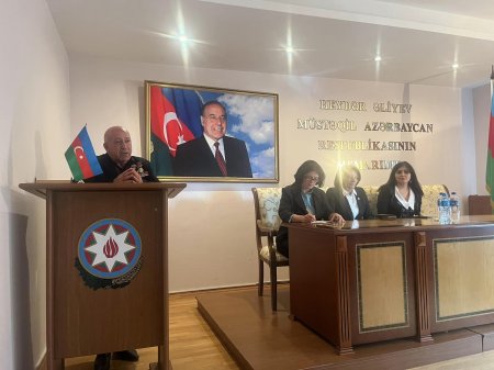 Bərdə rayon Heydər Əliyev Mərkəzində 8 noyabr Zəfər günü münasibətilə "Zəfərin mübarək Azərbaycan " adlı tədbir keçirilmişdir - FOTOLAR