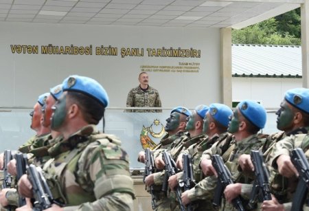 Bütöv Azərbaycanın memarı - Prezident İlham Əliyev Bütöv Azərbaycanın memarı - Prezident İlham Əliyev