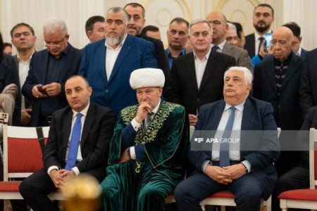 Sankt-Peterburq parlamentində Həydər Əliyevin 100 illik yubileyinə həsr olunan “Qəlbimin bir hissəsi Rusiyadadır” adlı tədbir keçirilib - FOTO Sankt-Peterburq parlamentində Həydər Əliyevin 100 illik yubileyinə həsr olunan “Qəlbimin bir hissəsi Rusiyadadır” adlı tədbir keçirilib - FOTO