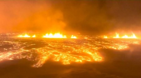 BU ÖLKƏDƏ FÖVQƏLADƏ VƏZİYYƏT ELAN EDİLDİ - 24 SAATDA 1000 ZƏLZƏLƏ OLDU DƏHŞƏTLİ VULKAN PUSKÜRDÜ/FOTO