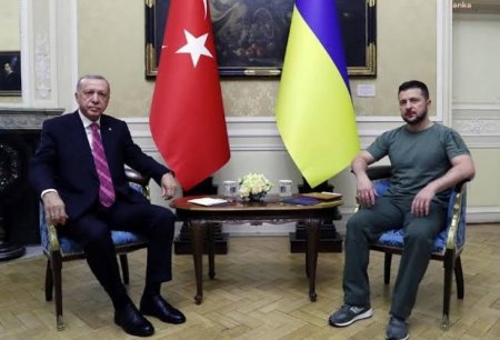 Ərdoğan Zelenski ilə regional məsələləri müzakirə edib Ərdoğan Zelenski ilə regional məsələləri müzakirə edib