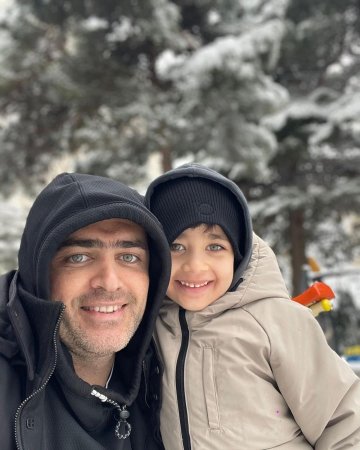 Məşhurlar qarın ləzzətini belə çıxardılar – FOTO