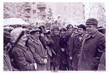 Ulu Öndərin hakimiyyətə gəlməsi ilə Azərbaycanda milli özünüdərkə dönüş mərhələsinin başlanğıcı qoyuldu - FOTO Ulu Öndərin hakimiyyətə gəlməsi ilə Azərbaycanda milli özünüdərkə dönüş mərhələsinin başlanğıcı qoyuldu - FOTO