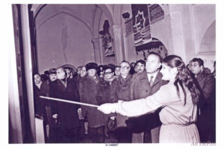 Ulu Öndərin hakimiyyətə gəlməsi ilə Azərbaycanda milli özünüdərkə dönüş mərhələsinin başlanğıcı qoyuldu - FOTO Ulu Öndərin hakimiyyətə gəlməsi ilə Azərbaycanda milli özünüdərkə dönüş mərhələsinin başlanğıcı qoyuldu - FOTO