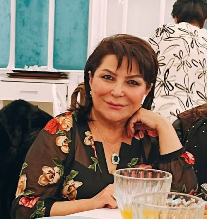 BU DÜNYANIN MƏHVƏRİNDƏN - FOTO