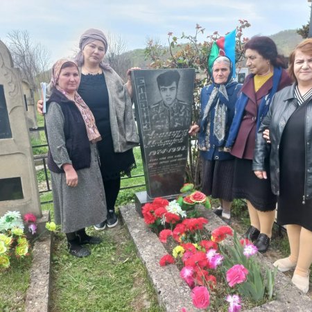 ALƏMDƏ SƏSİ OLAN AZƏRBAYCAN QADINI ELZA DƏNİZ NUR - FOTOLAR ALƏMDƏ SƏSİ OLAN AZƏRBAYCAN QADINI ELZA DƏNİZ NUR - FOTOLAR
