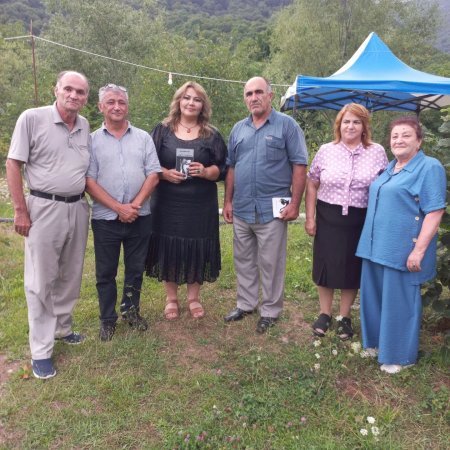 ALƏMDƏ SƏSİ OLAN AZƏRBAYCAN QADINI ELZA DƏNİZ NUR - FOTOLAR ALƏMDƏ SƏSİ OLAN AZƏRBAYCAN QADINI ELZA DƏNİZ NUR - FOTOLAR