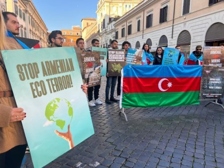 Romada Ermənistanın mina terroruna qarşı etiraz aksiyası təşkil edilib - FOTOLAR Romada Ermənistanın mina terroruna qarşı etiraz aksiyası təşkil edilib - FOTOLAR