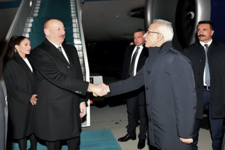 Prezident İlham Əliyev Türkiyəyə rəsmi səfərə gəlib Prezident İlham Əliyev Türkiyəyə rəsmi səfərə gəlib