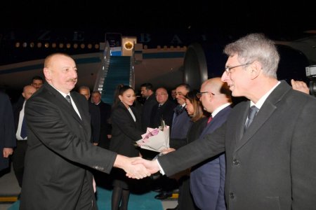 Prezident İlham Əliyev Türkiyəyə rəsmi səfərə gəlib Prezident İlham Əliyev Türkiyəyə rəsmi səfərə gəlib