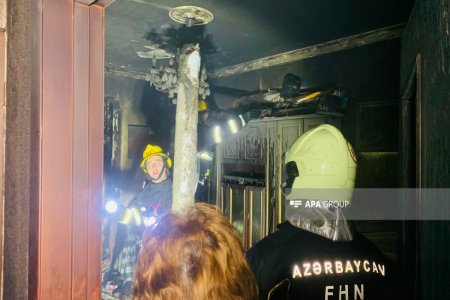 Bakıda beşmərtəbəli binada yanğın olub - FOTO