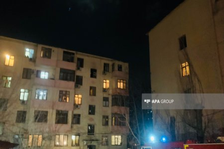 Bakıda beşmərtəbəli binada yanğın olub - FOTO