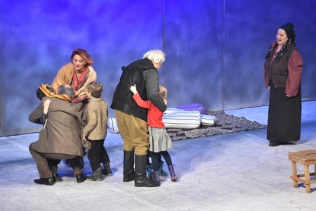 Akademik Milli Dram Teatrında “Əsrə bərabər gün” tamaşasının premyerası olub - FOTOLAR