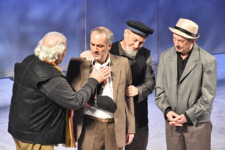 Akademik Milli Dram Teatrında “Əsrə bərabər gün” tamaşasının premyerası olub - FOTOLAR