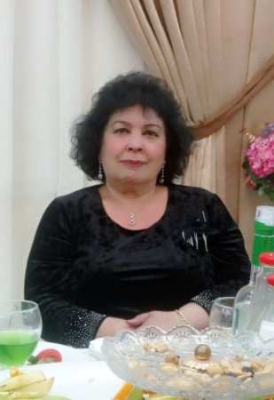 PÜSTƏ RƏVAN: TAPARAM SƏNİ - FOTO
