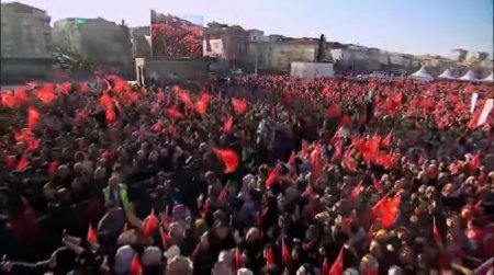 İstanbulda yeni metro xətti istifadə verilib - FOTO