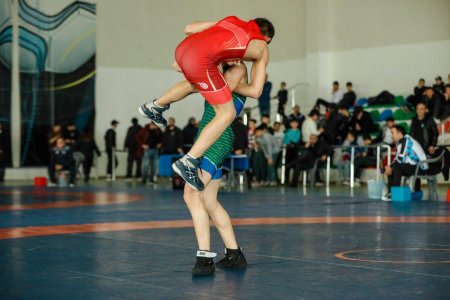 Güləş üzrə Azərbaycan çempionatı başa çatıb - FOTOLAR Güləş üzrə Azərbaycan çempionatı başa çatıb - FOTOLAR