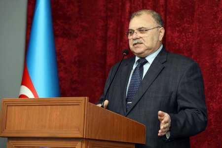 “İnformasiya müharibəsində qələbə-Müzəffər Ali Baş Komandan cənab İlham Əliyev” adlı kitabın təqdimatı olub