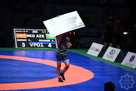 Azərbaycanın sərbəst güləşçisi Olimpiya Oyunlarına lisenziya qazanıb - FOTOLAR