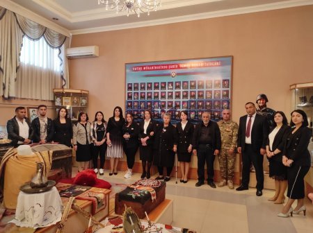Bərdə şəhərində Vətən müharibəsi şəhidi Cəfərov Təbriz İlqar oğluna həsr edilmiş tədbir təşkil edilmişdir - FOTOLAR Bərdə şəhərində Vətən müharibəsi şəhidi Cəfərov Təbriz İlqar oğluna həsr edilmiş tədbir təşkil edilmişdir - FOTOLAR