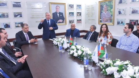 “Müasir Azərbaycan Gəncliyi və qarşıda duran vəzifələr” mövzusunda tədbir keçirilib - FOTOLAR “Müasir Azərbaycan Gəncliyi və qarşıda duran vəzifələr” mövzusunda tədbir keçirilib - FOTOLAR