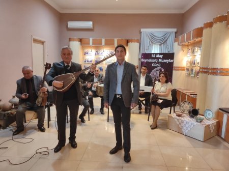 Bərdə Tarix-diyarşünaslıq Muzeyində "Dünənimizin, bu günümüzün və sabahımızın carçıları" adlı  tədbir keçirilmişdir. - FOTOLAR