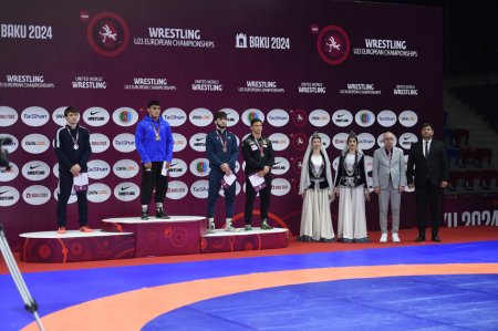 Azərbaycanın daha bir güləşçisi Avropa çempionatının qızıl medalına yiyələnib