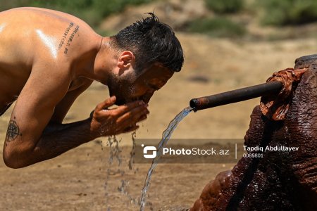 Bakıda qeyri-adi göl - İnsanlar axın edir - FOTOLAR