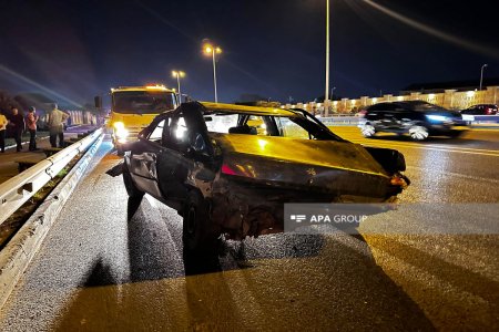 Aeroport şossesində beş maşın toqquşub, xəsarət alanlar var - FOTO