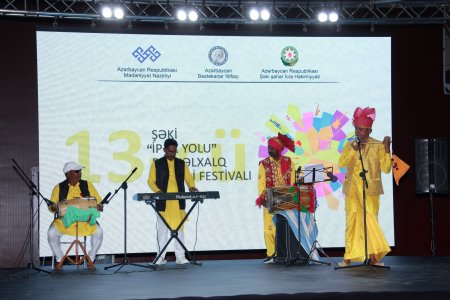 Hindistanın rəqs qrupu “İpək Yolu”nda - Fotolar