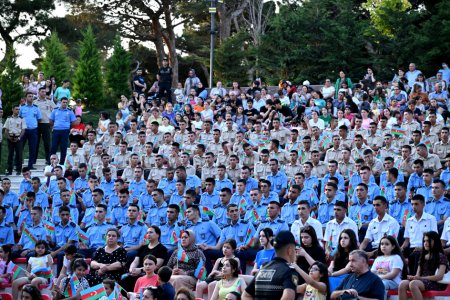 Xətai rayonunda Ulu Öndər Heydər Əliyevin hakimiyyətə gəlişinin 55-ci ildönümünə həsr olunmuş konsert keçirilib