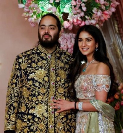 Hindistanda əsrin toyu oldu - 600 milyon XƏRCLƏNDİ (FOTOLAR)