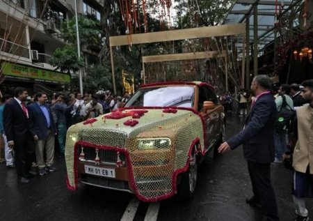 Hindistanda əsrin toyu oldu - 600 milyon XƏRCLƏNDİ (FOTOLAR)