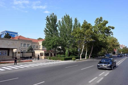 Dövlət başçıları “Bakı Ağ Şəhər”də - Fotolar
