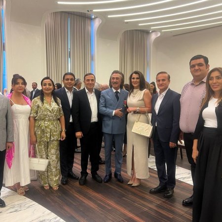 Polad Bülbüloğluna Özbəkistanın Xalq artisti adı verildi - Fotolar Polad Bülbüloğluna Özbəkistanın Xalq artisti adı verildi - Fotolar