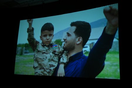 “Zəfər üçün oxu!” layihəsi çərçivəsində “Azərbaycan” mahnısına çəkilən klipin təqdimatı olub