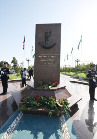 Daşkənddə Ümummilli Lider Heydər Əliyevin xatirəsinə ehtiram - FOTOLAR