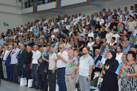 Tənzilə Rüstəmxanlının qələbə görüşü: Böyük izdiham - FOTOLAR Tənzilə Rüstəmxanlının qələbə görüşü: Böyük izdiham - FOTOLAR