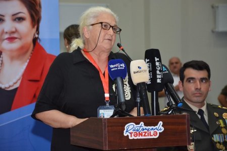 Tənzilə Rüstəmxanlının qələbə görüşü: Böyük izdiham - FOTOLAR Tənzilə Rüstəmxanlının qələbə görüşü: Böyük izdiham - FOTOLAR