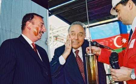 Azərbaycanda Neftçilər Günü qeyd olunur Azərbaycanda Neftçilər Günü qeyd olunur