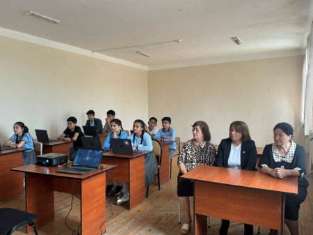 Bərdədə “Peşə təmayüllü siniflərin təşkili” layihəsi çərçivəsində növbəti tədbir keçirilib - FOTOLAR
