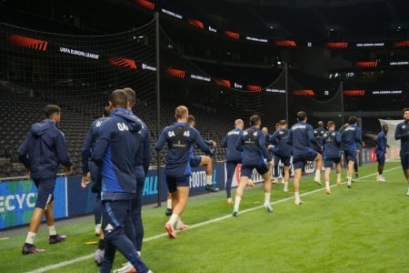 “Qarabağ” Londonda məşqə çıxdı - Fotolar