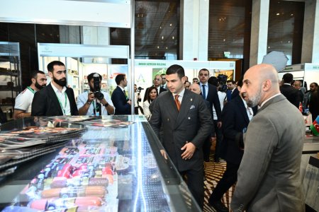 Bakıda Azərbaycan Halal Biznes və Turizm Forumu keçirilir - FOTOLAR Bakıda Azərbaycan Halal Biznes və Turizm Forumu keçirilir - FOTOLAR