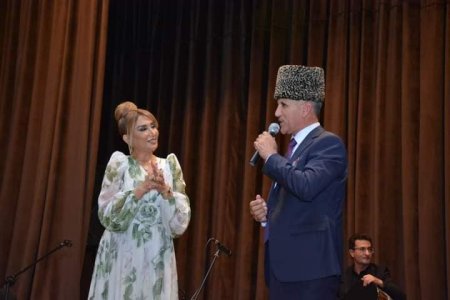 Əməkdar mədəniyyət işçisi Aşıq Ağamurad Şirvanlının 60 illik yubileyi qeyd olunub - FOTOLAR