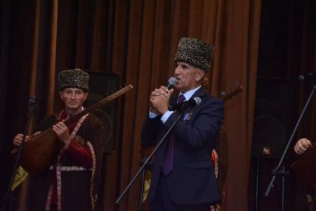 Əməkdar mədəniyyət işçisi Aşıq Ağamurad Şirvanlının 60 illik yubileyi qeyd olunub - FOTOLAR