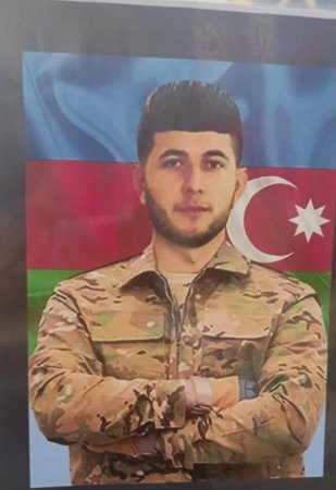 Etibar Hüseynova : .Əziz xatirələrini böyük hörmət və ehtramla anırıq - FOTOLAR