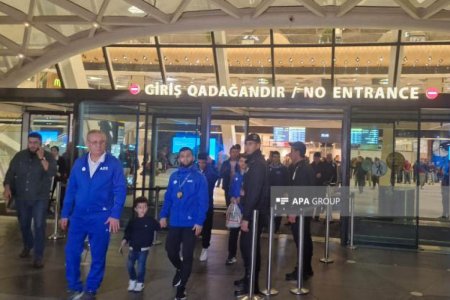 Yunan-Roma güləşi üzrə millimiz bu gün Vətənə qayıdıb - FOTOLAR Yunan-Roma güləşi üzrə millimiz bu gün Vətənə qayıdıb - FOTOLAR
