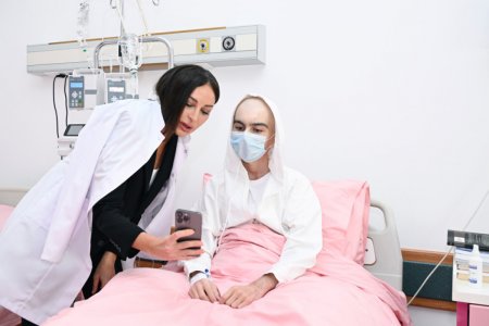 Birinci vitse-prezident Mehriban Əliyeva Talassemiya Mərkəzində olub - FOTO