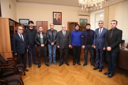 ADPU-da Vətən müharibəsi iştirakçısı olan tələbələrlə görüş keçirilib ADPU-da Vətən müharibəsi iştirakçısı olan tələbələrlə görüş keçirilib